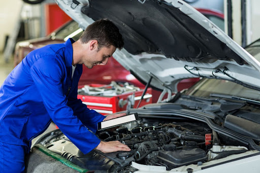 Car AC Repair&colon; Diagnosing and Fixing Common Issues